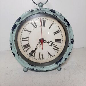 Vintage Style Turqoise Table Top Click.Battery operated.Working
